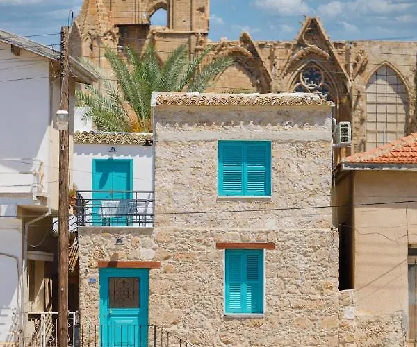 Santa Napa Πανσιόν 3*