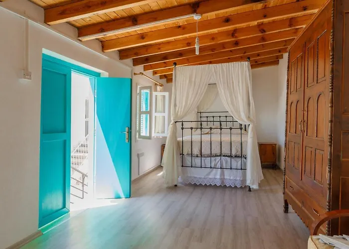 Santa Napa Πανσιόν Αμμόχωστος